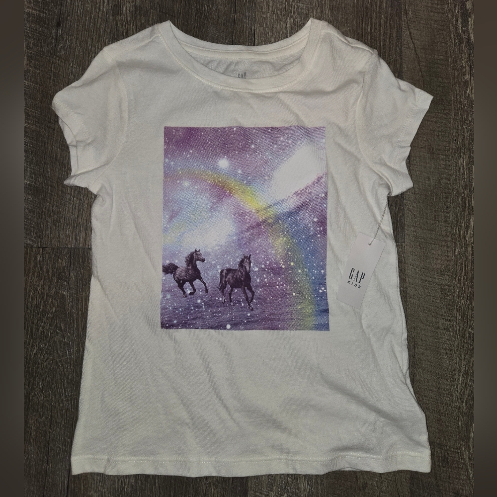 GAP Kids White Tee with Purple Horse and Rainbow Design